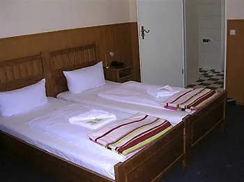 Hotel Pension Rheingold Berlin