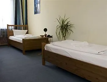 Hotel Pension Rheingold Берлин